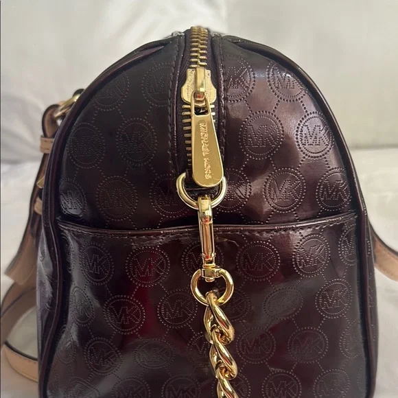 Authentic Michael Kors Dark Brown Crossbody‎ Bag with Gold Accents 9”/13” - Picture 3 of 8